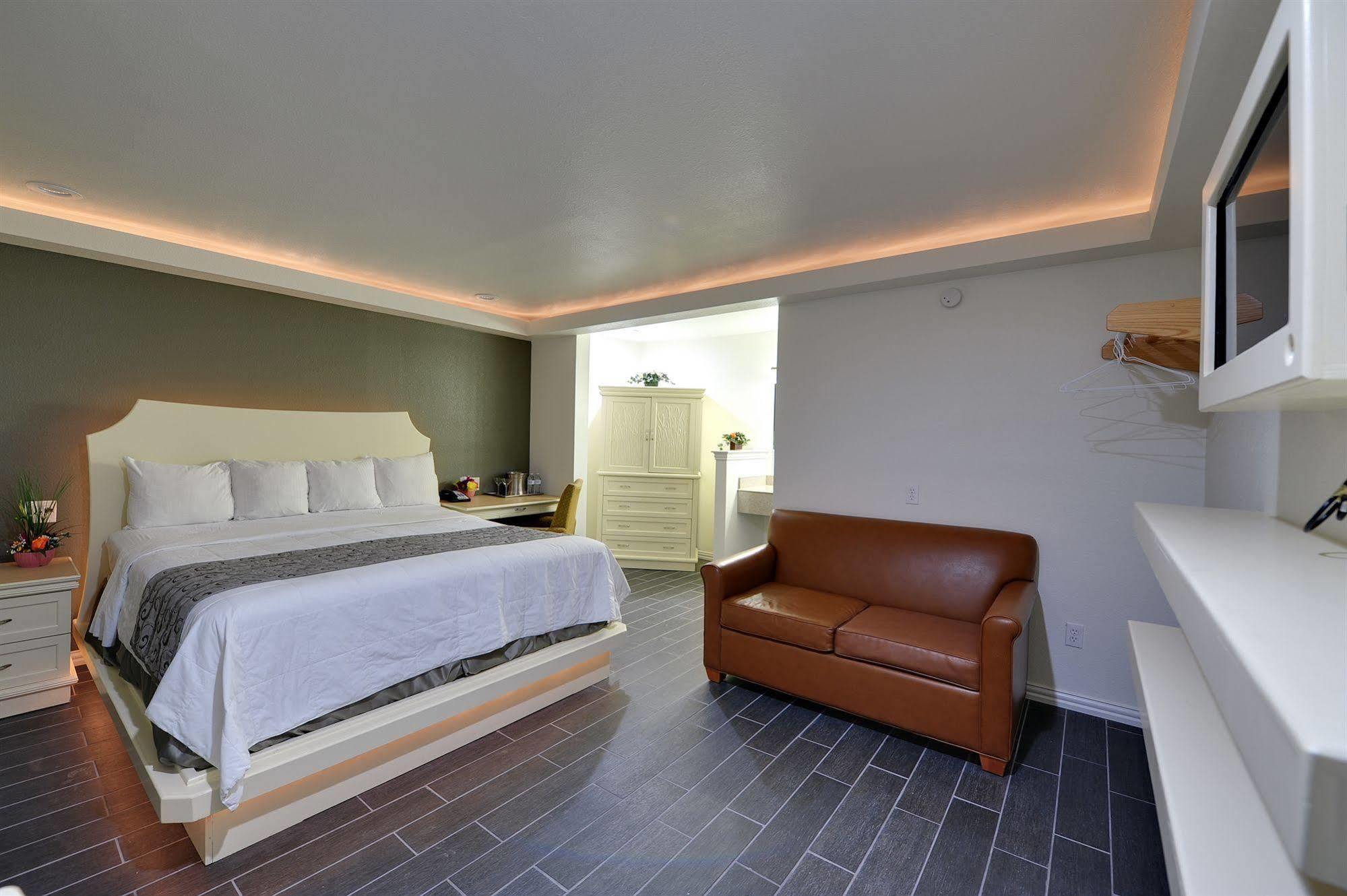 Romantic Inn & Suites Dallas Luaran gambar