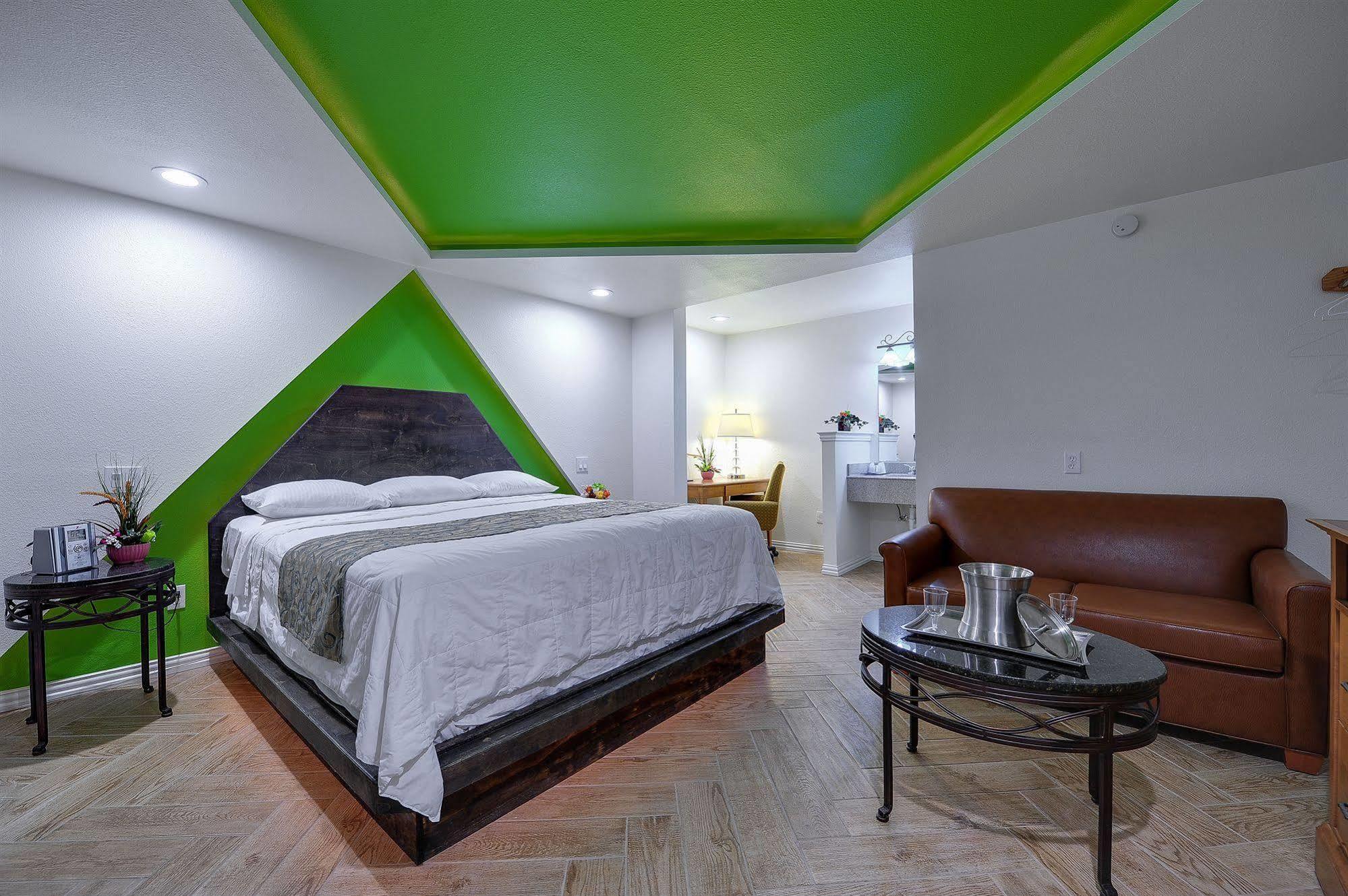 Romantic Inn & Suites Dallas Luaran gambar